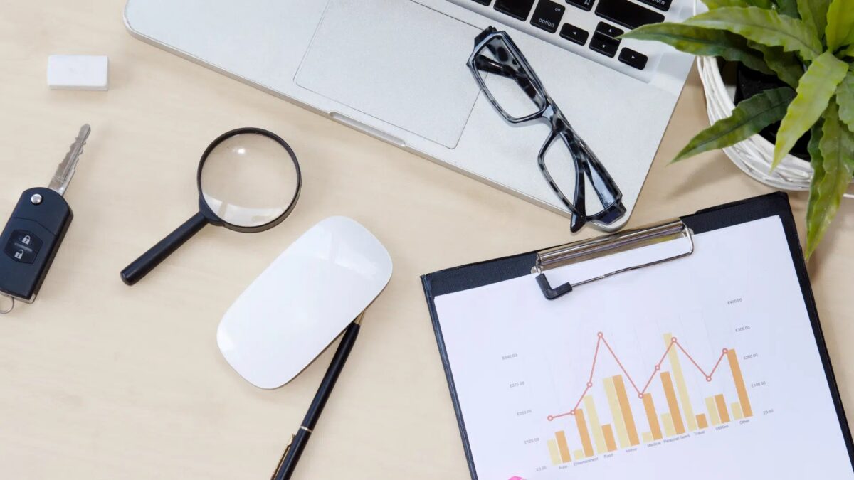 Tableau de bord présentant plusieurs leviers marketing hiérarchisés par priorité
